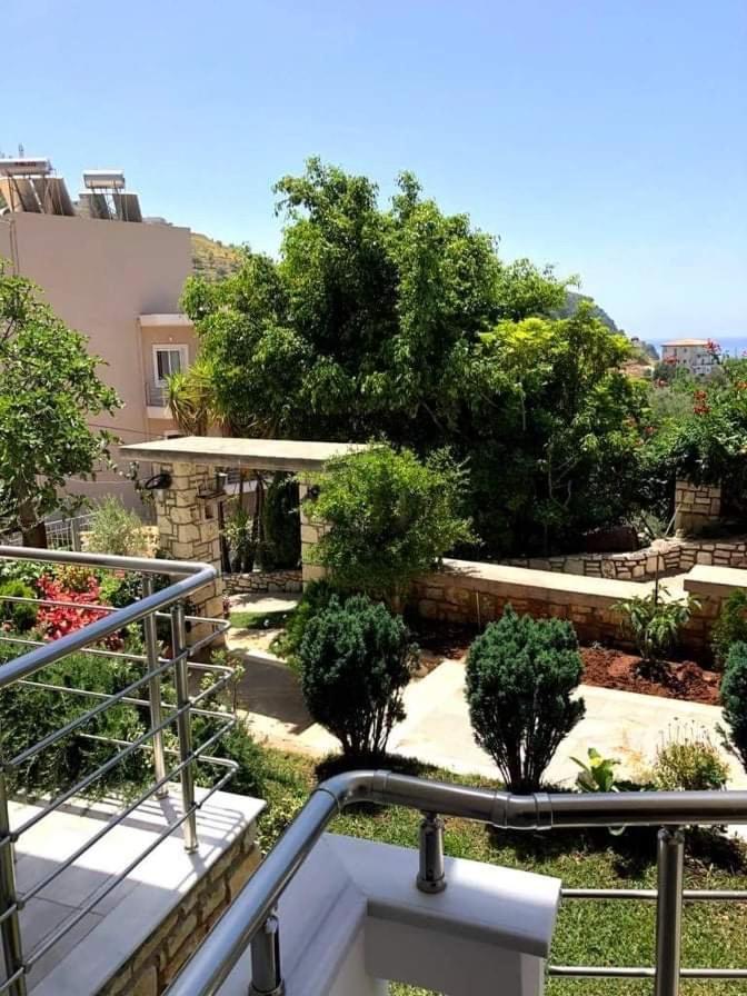 Spyridoula'S Guest House ฮีมาเรอ ภายนอก รูปภาพ
